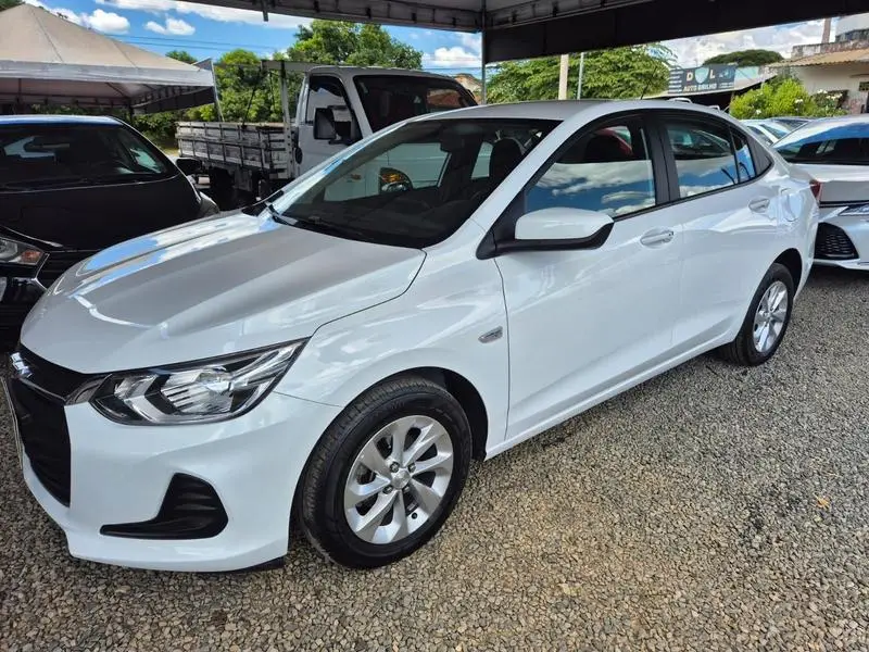 Chevrolet Onix Plus LT 1.0