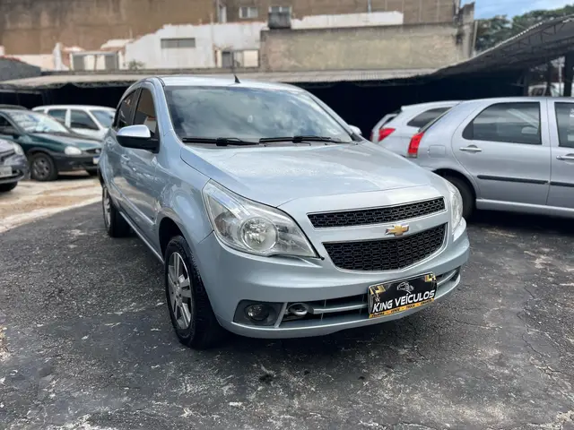 Carro Chevrolet Agile 2011 LTZ 1.4 8V (Flex)