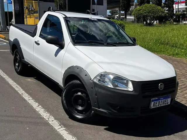 Carro Fiat Strada 2013 Working 1.4 (Flex)