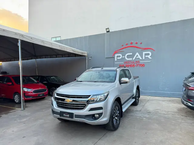 Carro Chevrolet S10 Cabine Dupla 2018 S10 2.5 ECOTEC SIDI LTZ 4WD (Cabine Dupla) (Aut)