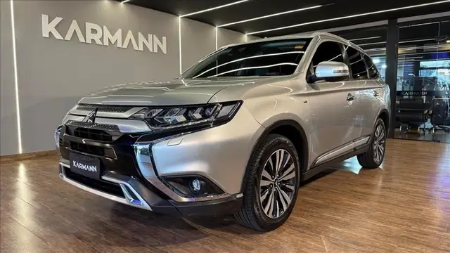 Carro Mitsubishi Outlander 2020 3.0 HPE-S 4WD CVT