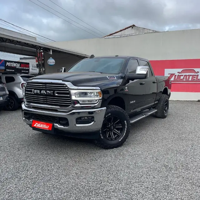 Carro RAM 2500 2023 Laramie 6.7 4X4