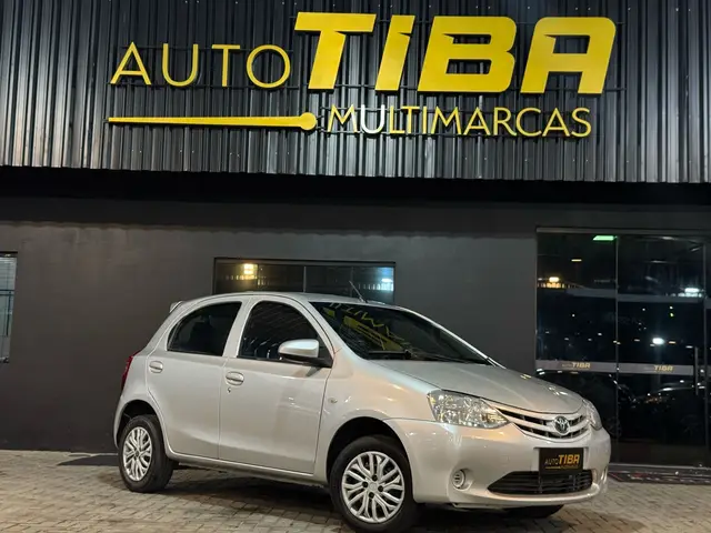 Carro Toyota Etios 2017 X 1.3 (Flex)