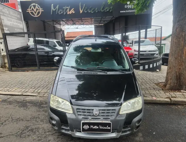 Fiat Idea Adventure 1.8 Dualogic (Flex)