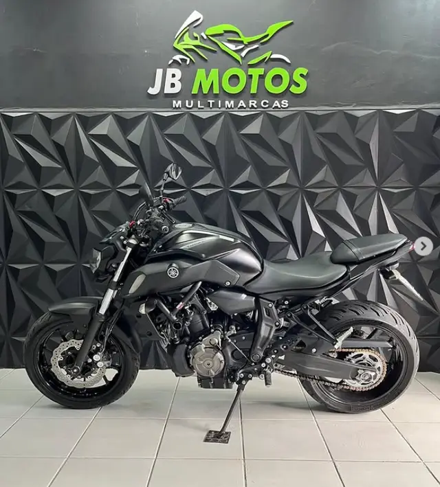 Carro Yamaha MT-07 2019 (ABS)