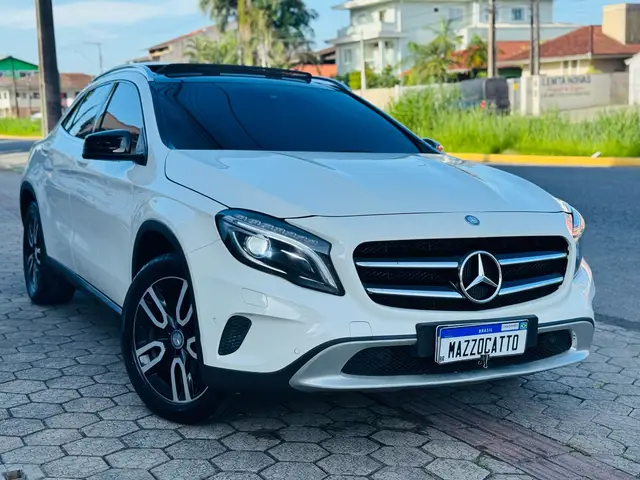 Carro Mercedes-Benz GLA 200 2015 GLA 200 1.6 Vision