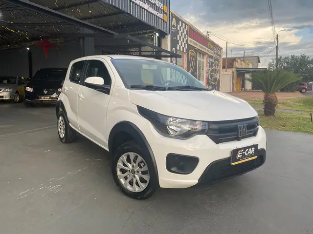 Carro Fiat Mobi 2023 Like 1.0 (Flex)
