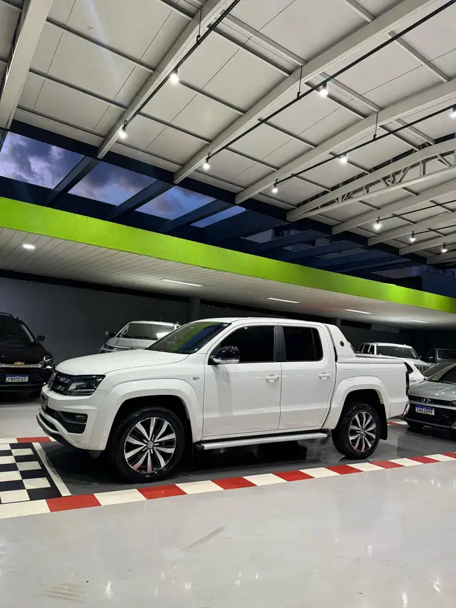 Carro Volkswagen Amarok 2019 3.0 CD 4x4 TDi Highline Extreme (Aut)