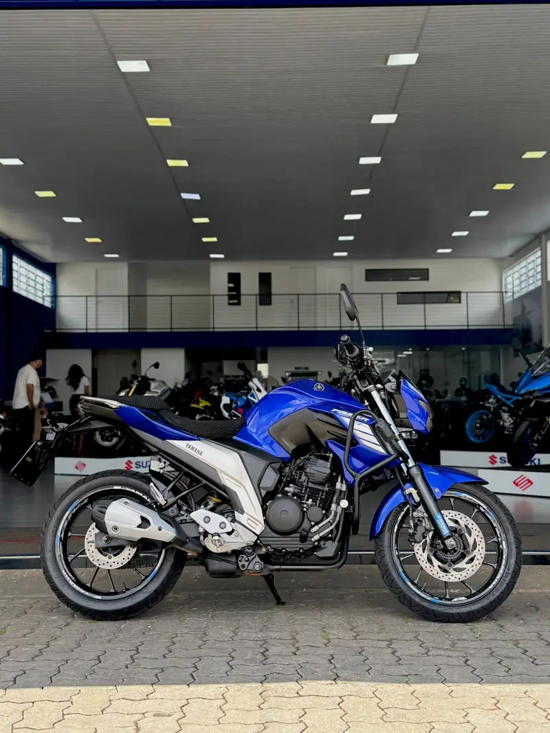 Yamaha Fazer FZ25 ABS