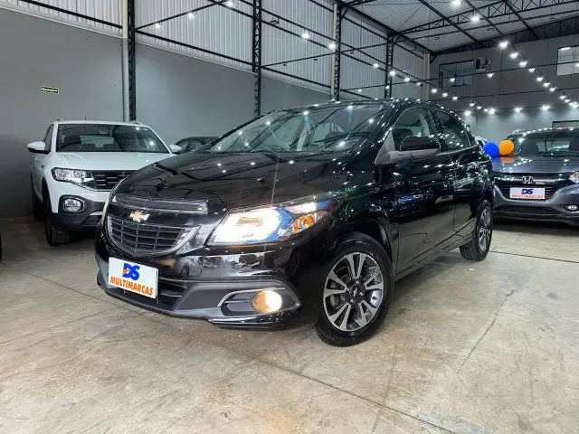Carro Chevrolet Onix 2016 1.4 LTZ SPE/4 (Aut)