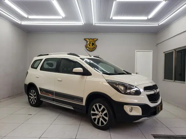 Carro Chevrolet Spin 2016 Activ 1.8 (Flex) (Aut)