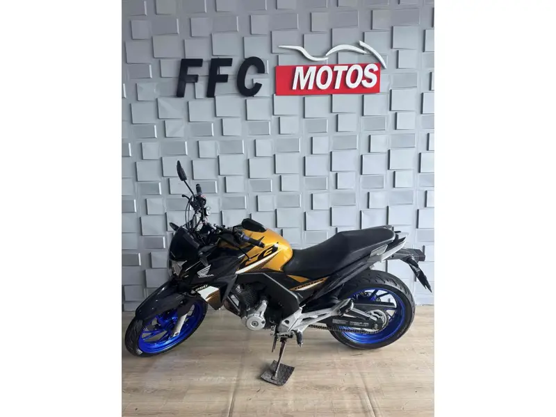 Honda CB 250F Twister (ABS)