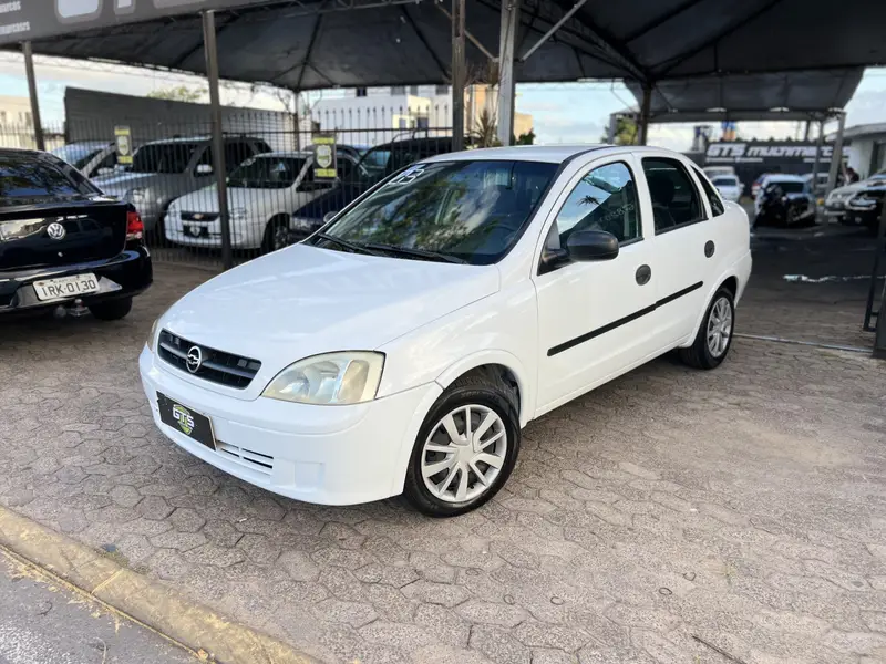 Chevrolet Corsa Sedan 1.0 8V