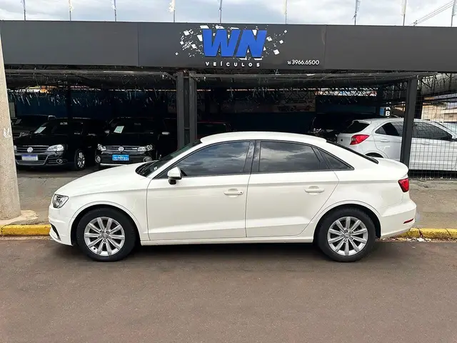 Carro Audi A3 2014 1.8 TFSI Ambition S Tronic
