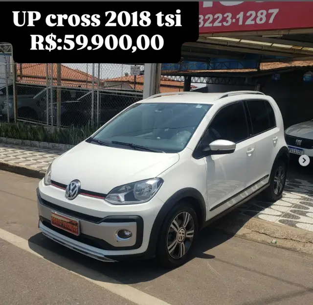 Carro Volkswagen Up! 2018 1.0 12v TSI E-Flex Cross