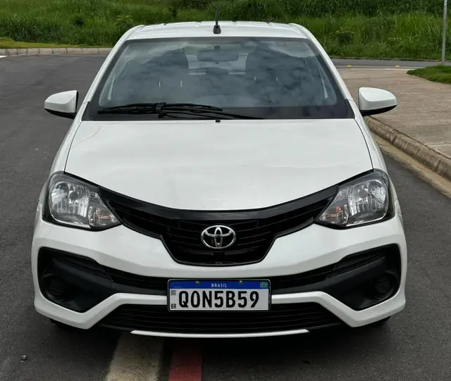 Carro Toyota Etios 2019 X 1.3 (Flex)
