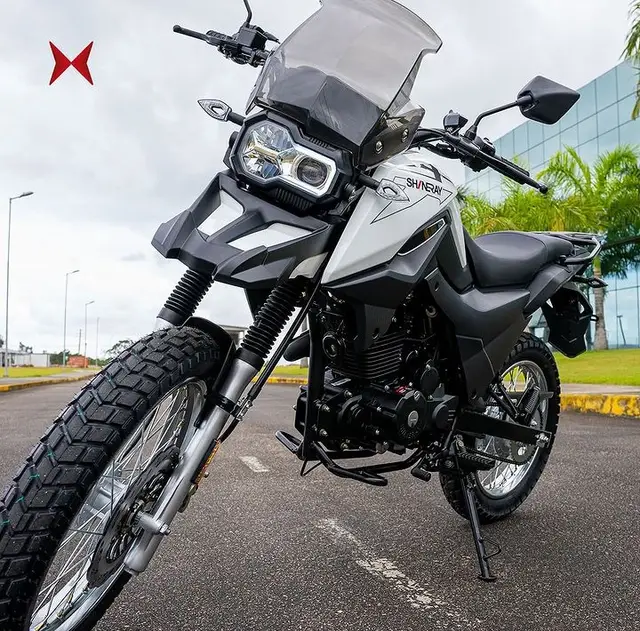 Carro Shineray SHI 175 2025 CBS