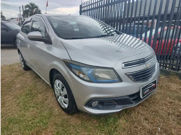 Carro Chevrolet Onix 2014 1.4 LT SPE/4