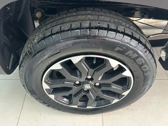 Carro Fiat Strada 2023 Endurance 1.4 Cabine Plus (Flex)