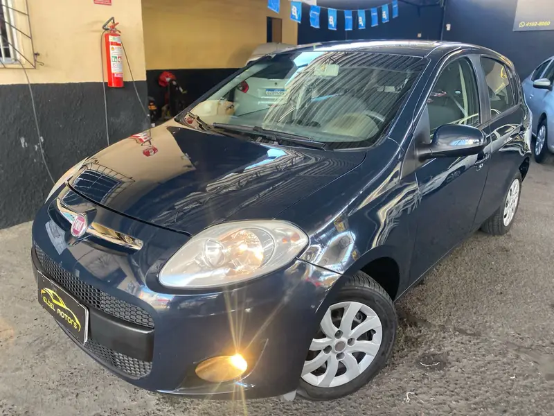 Fiat Palio Attractive 1.0 8V (Flex)