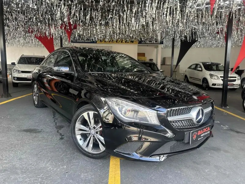 Mercedes-Benz Classe CLA CLA 200 Urban DCT (Flex)