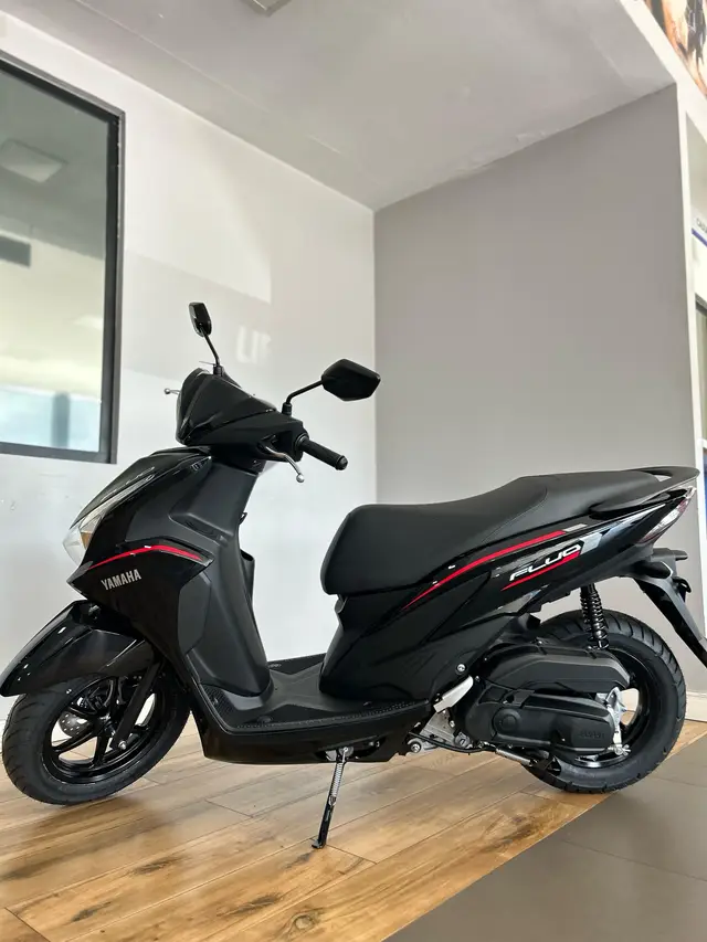 Carro Yamaha Fluo 2026 Hybrid Connected