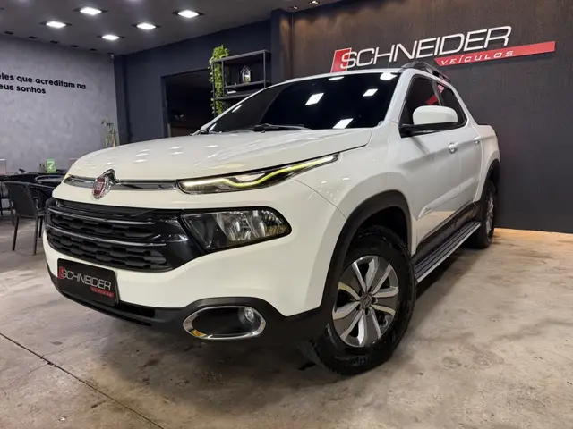 Carro Fiat Toro 2017 Freedom 2.4 TigerShark AT9 (Flex)