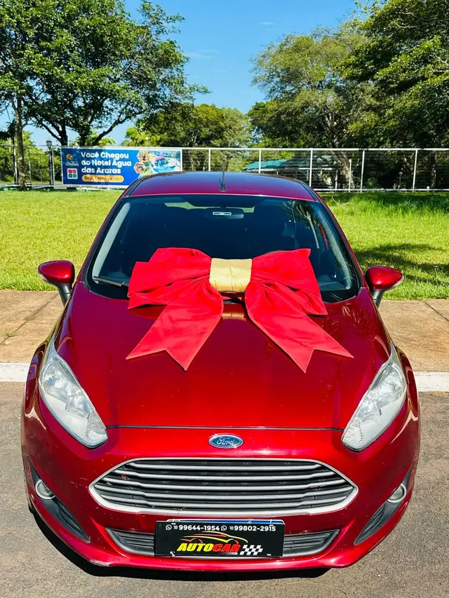 Carro Ford Fiesta Hatch 2015 SE 1.6 8V Flex 5p