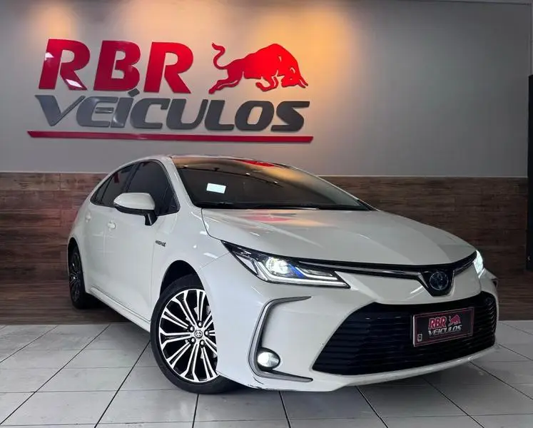 Toyota Altis Premium Hybrid 1.8