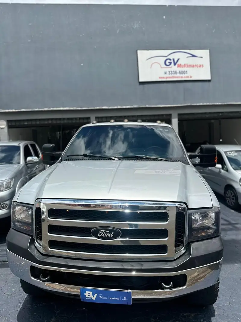 Ford F-250 XL 4x2 3.9 (Cab Dupla)