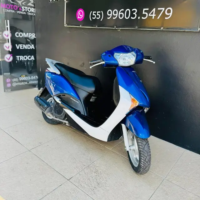 Carro Honda LEAD 2014 110