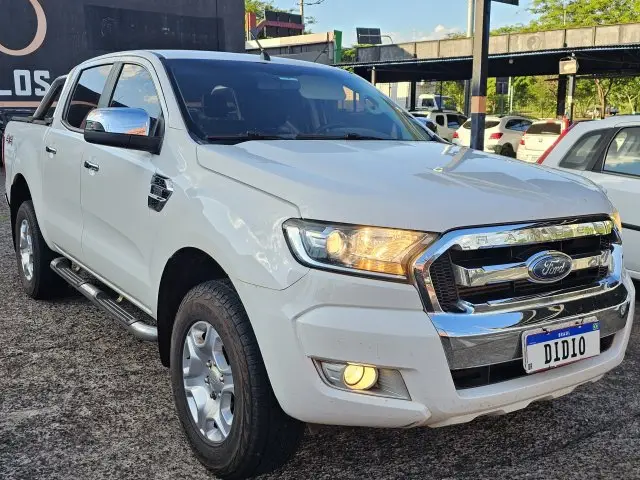 Carro Ford Ranger Cabine Dupla 2017 Ranger 3.2 XLT CD 4x4 (Aut)