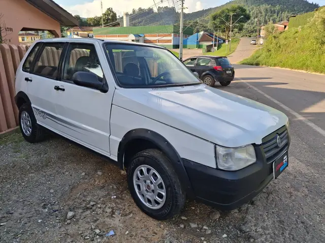 Carro Fiat Uno Mille 2012 Fire Economy Way 1.0 (Flex) 4p