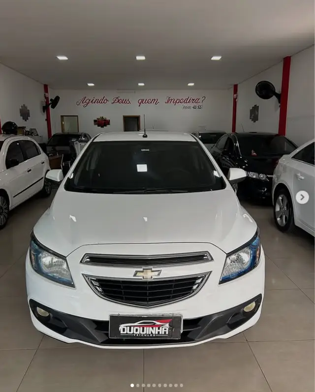 Carro Chevrolet Onix 2016 1.4 LT SPE/4