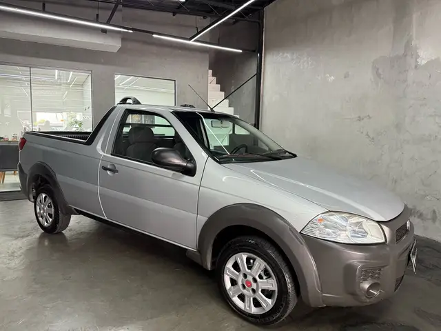 Carro Fiat Strada 2016 Working 1.4 (Flex)