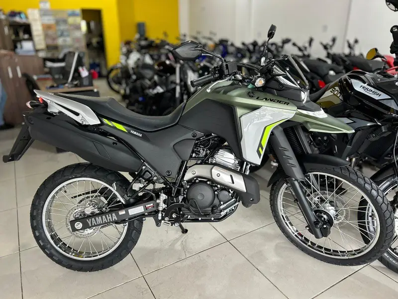 Yamaha XTZ 250 Lander Connected