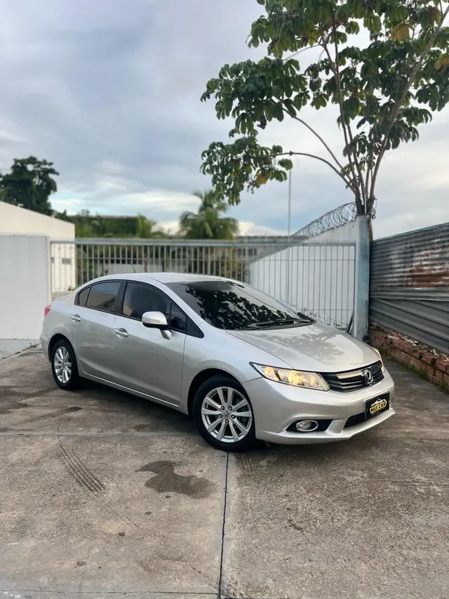 Carro Honda Civic 2014 New  LXR 2.0 i-VTEC (Aut) (Flex)