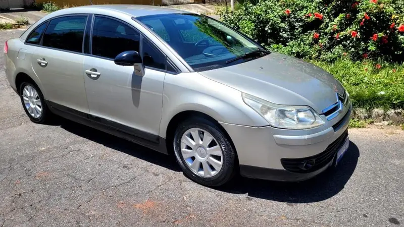 Citroën C4 Pallas GLX 2.0 16V (flex) (aut)