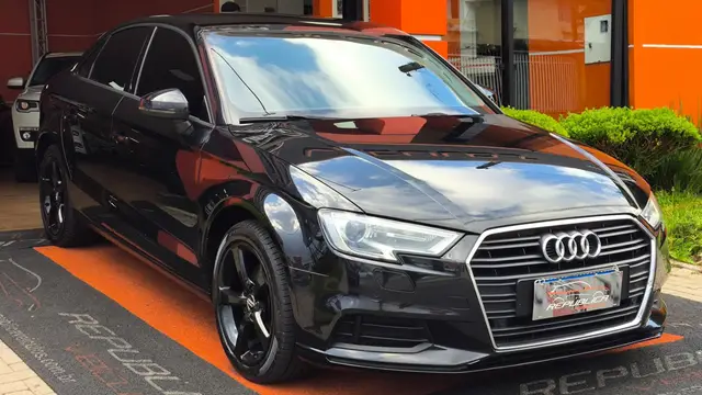 Carro Audi A3 2018 1.4 TFSI Ambiente Tiptronic (Flex)
