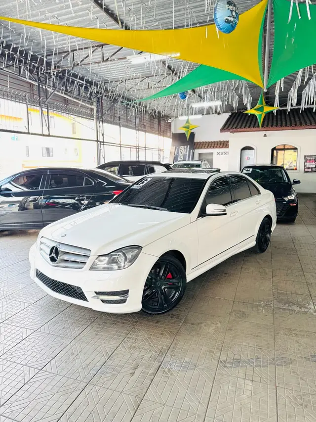 Carro Mercedes-Benz C 200  2013 Avantgarde 1.8 CGI Turbo