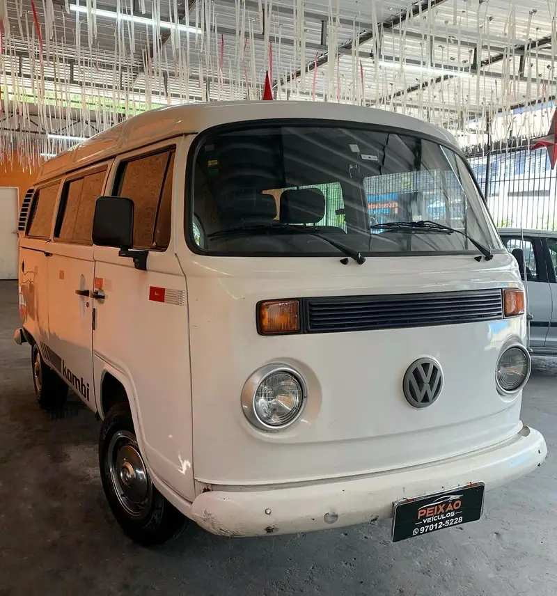 Volkswagen Kombi Standard Lotação 1.6