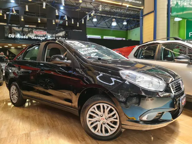 Carro Fiat Grand Siena 2018 Evo Attractive 1.4 8V (Flex)