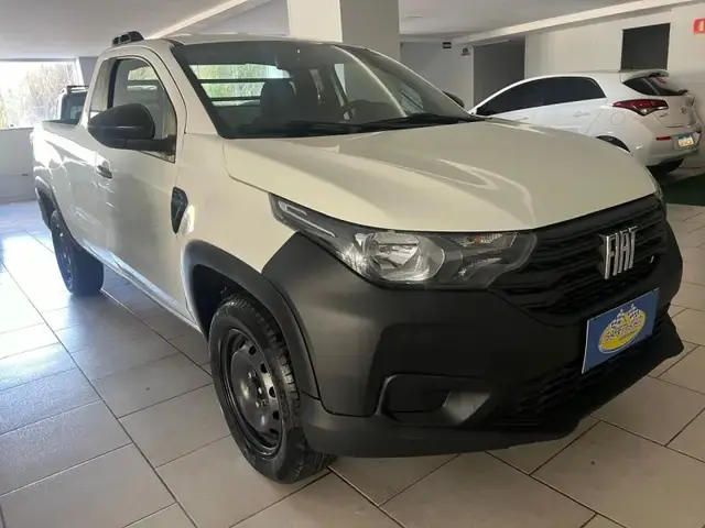 Carro Fiat Strada 2023 Endurance 1.4 Cabine Plus (Flex)