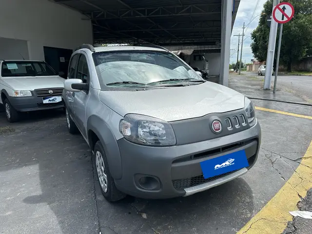 Carro Fiat Uno 2014 Way 1.4 8V (Flex) 4p