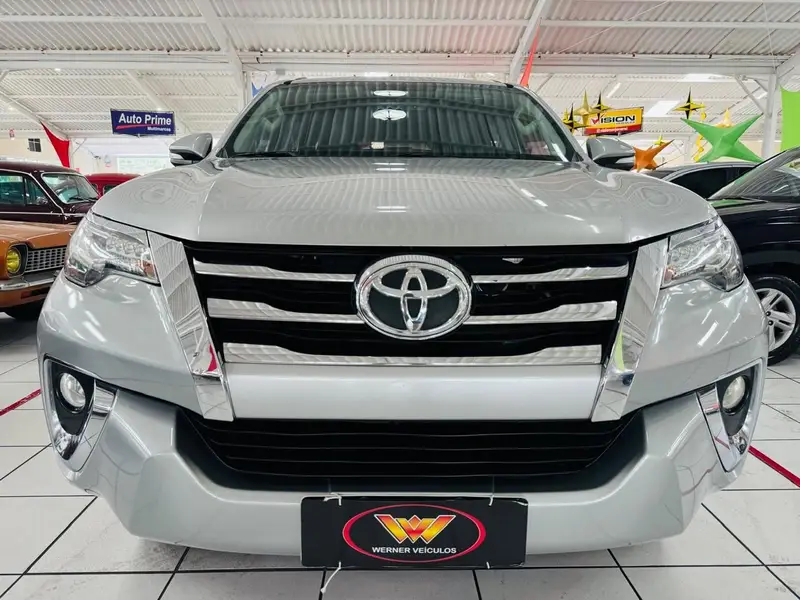 Toyota SW4 2.8 TDI SRX 5L 4x4 (Aut)