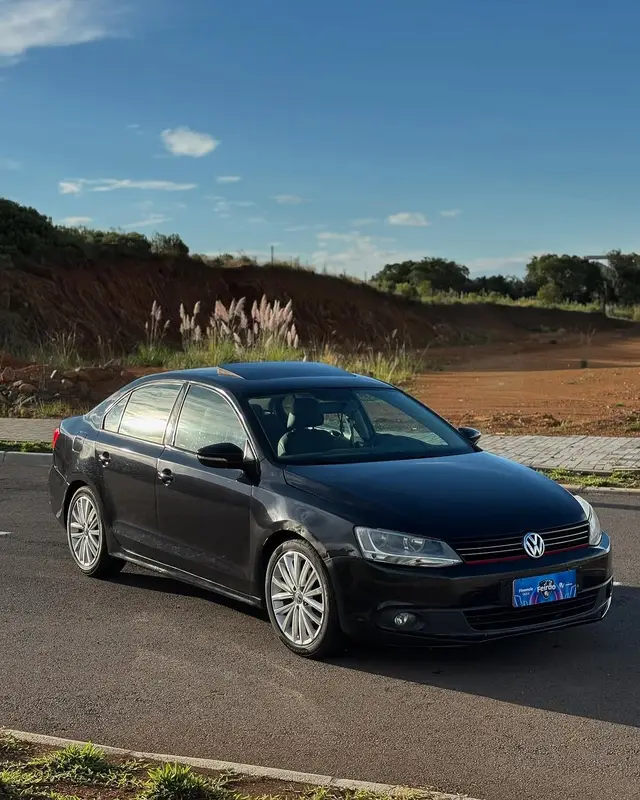 Carro Volkswagen Jetta 2011 2.0 Comfortline (Flex)