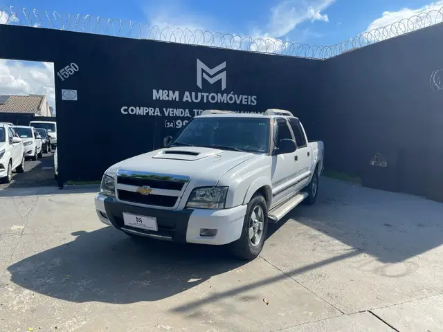 Carro Chevrolet S10 Cabine Dupla 2011 S10 Executive 4x2 2.4 (Flex) (Cab Dupla)