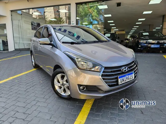 Carro Hyundai HB20S 2016 1.0 Comfort Plus (Flex)