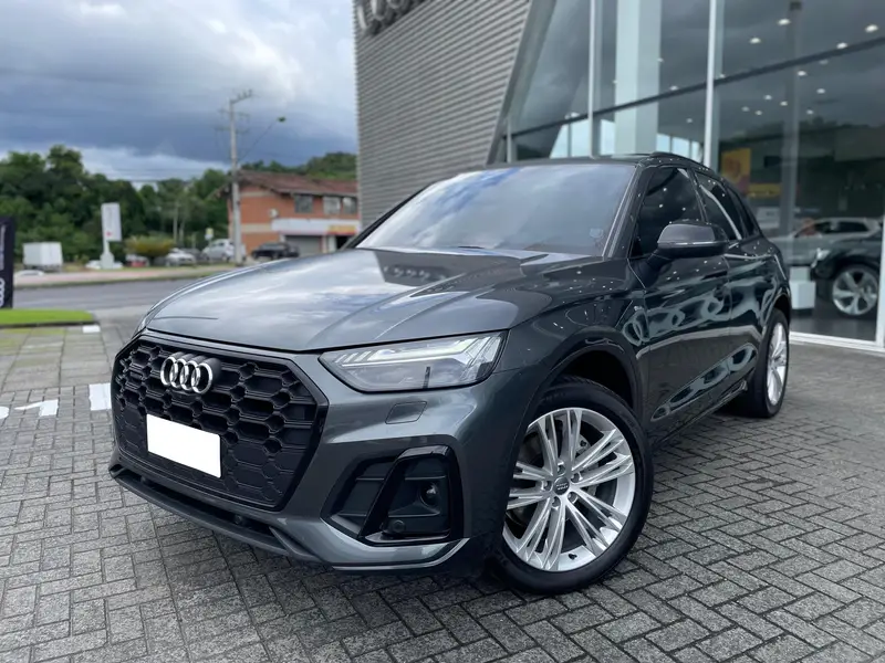 Audi Q5 S-Line Black 2.0 TFSI Quat. S-Tronic