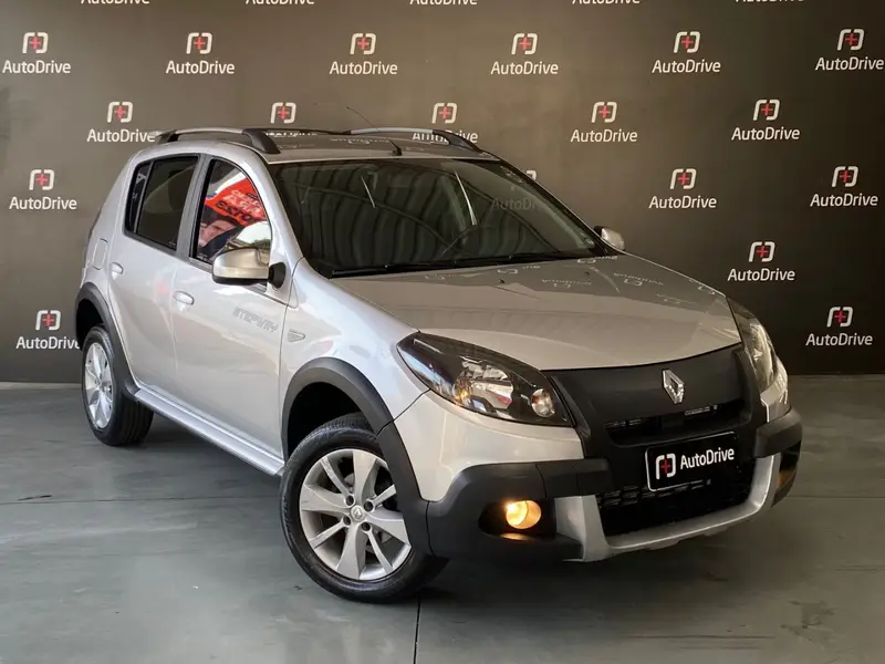Renault Sandero Stepway 1.6 16V Hi-Flex (aut)